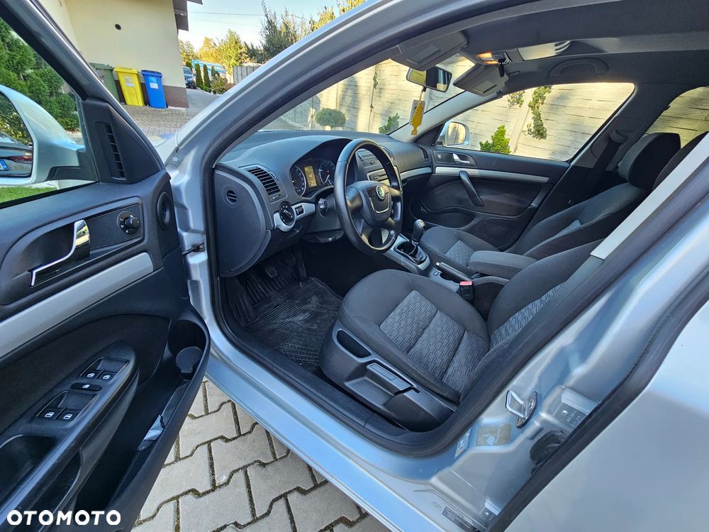 Skoda Octavia 2.0 TDI Active - 10