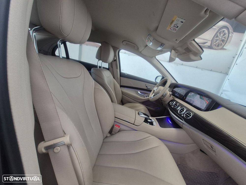 Mercedes-Benz S 560 e Longo - 31