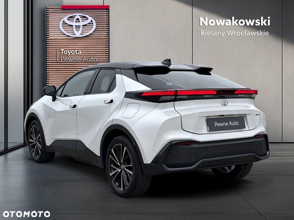 Toyota C-HR 2.0 PHEV Dynamic Force Executive - 29