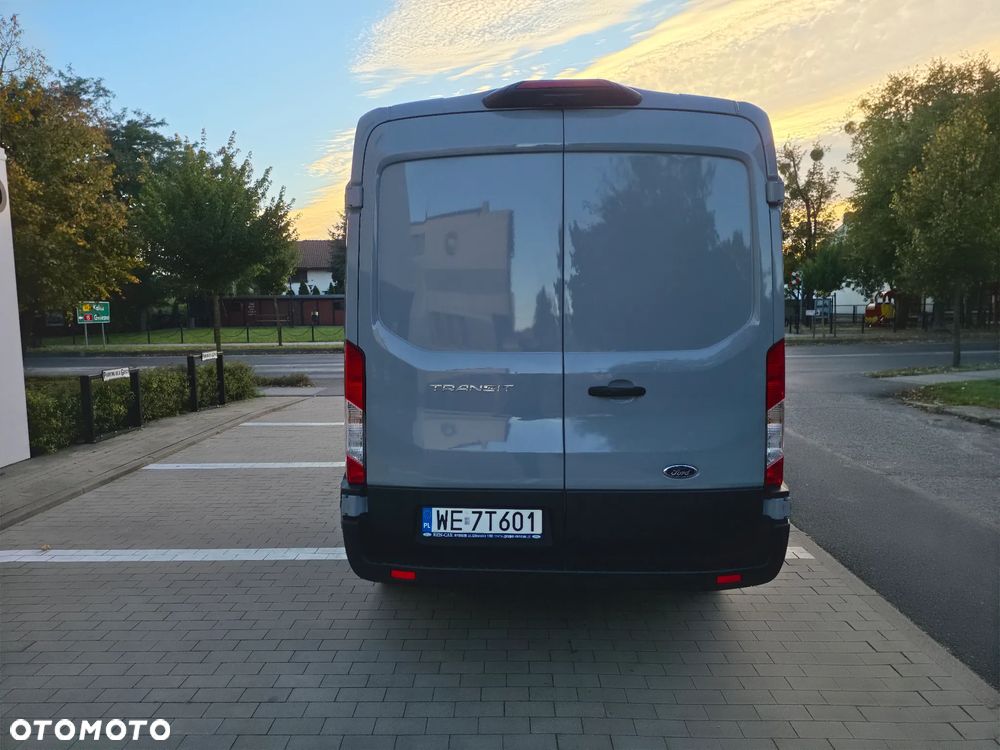 Ford Transit - 10