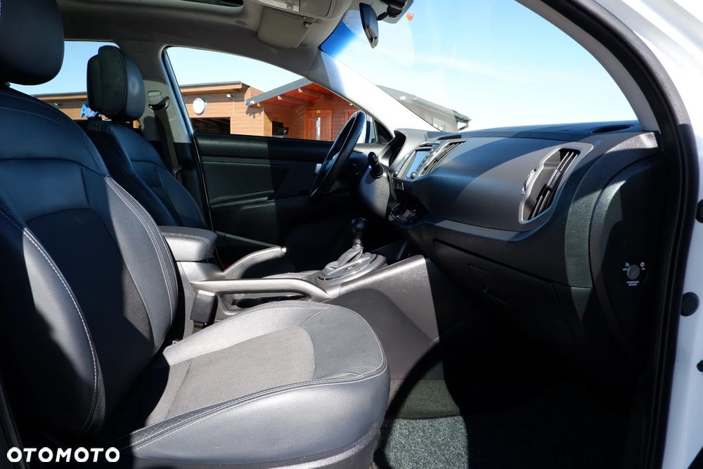 Kia Sportage 2.0 CRDI XL AWD - 9