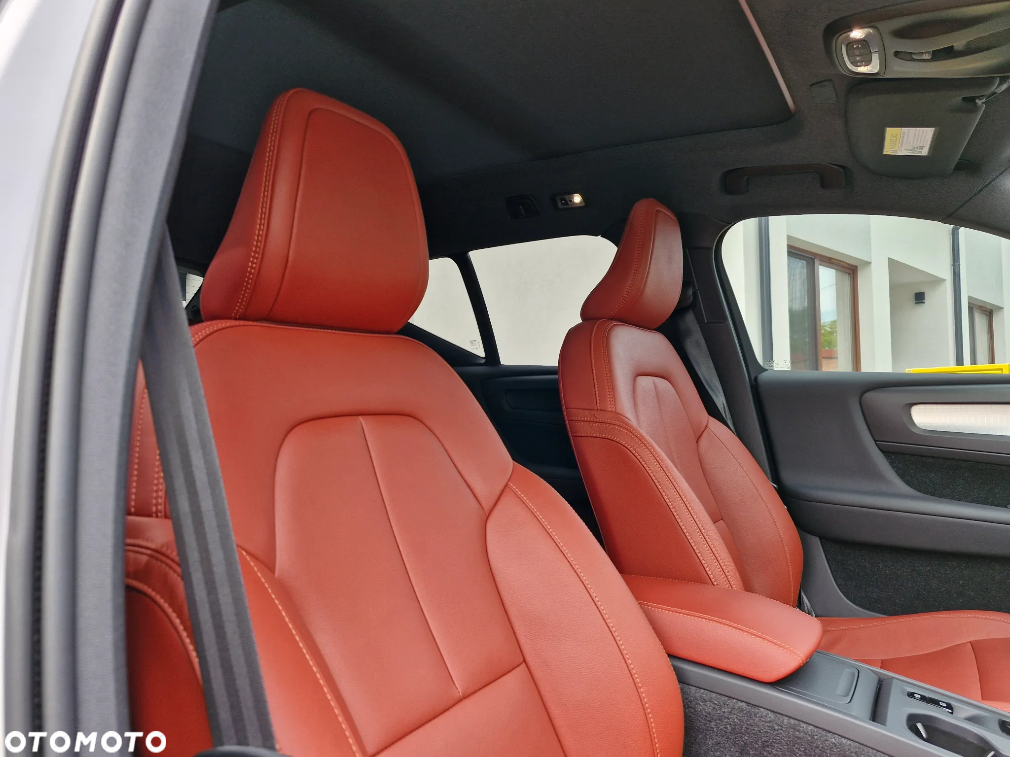 Volvo XC 40 T5 AWD Momentum Pro - 21