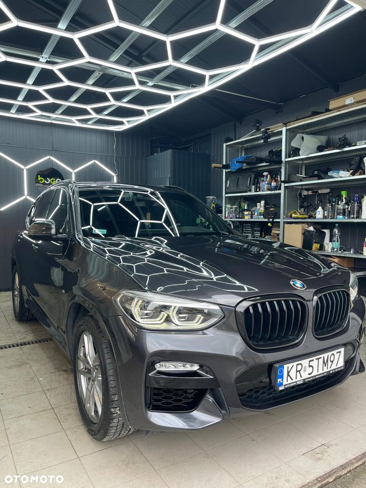 BMW X3 xDrive20d - 38
