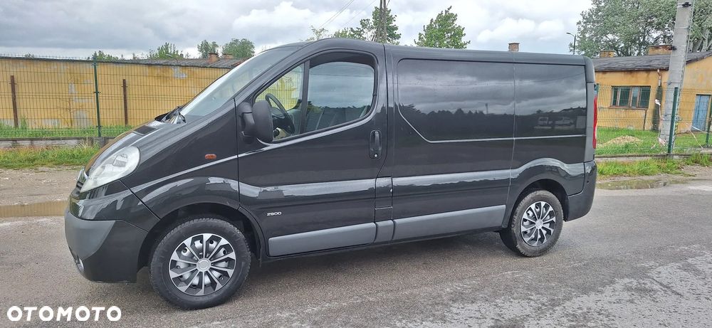 Opel Vivaro - 3