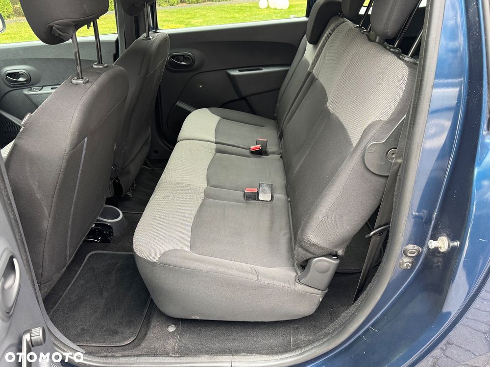 Dacia Lodgy SCe 100 Essentiel - 32