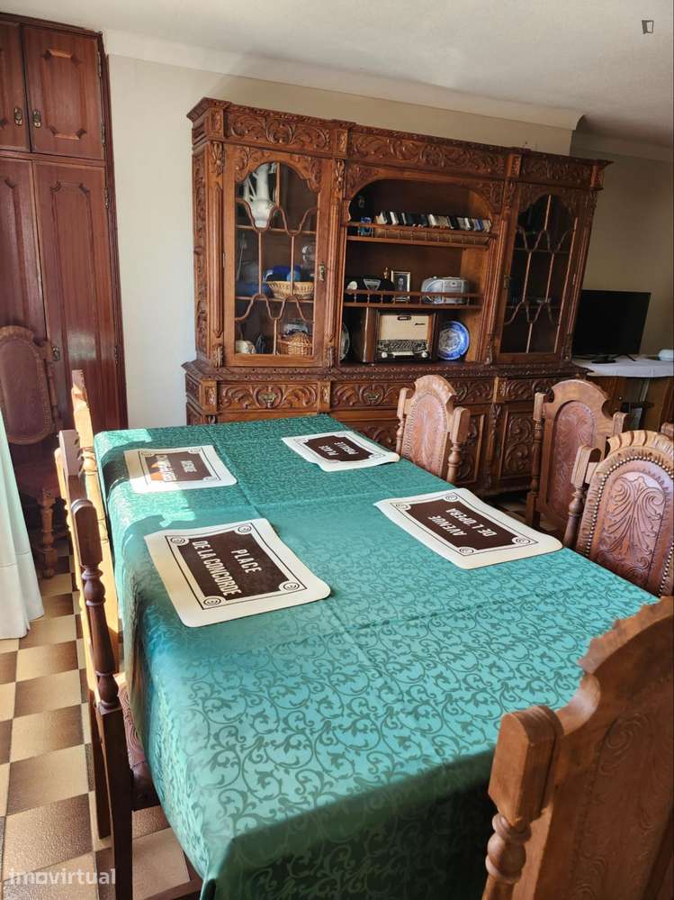 Quarto - localizado em Guarda - Grande imagem: 4/13