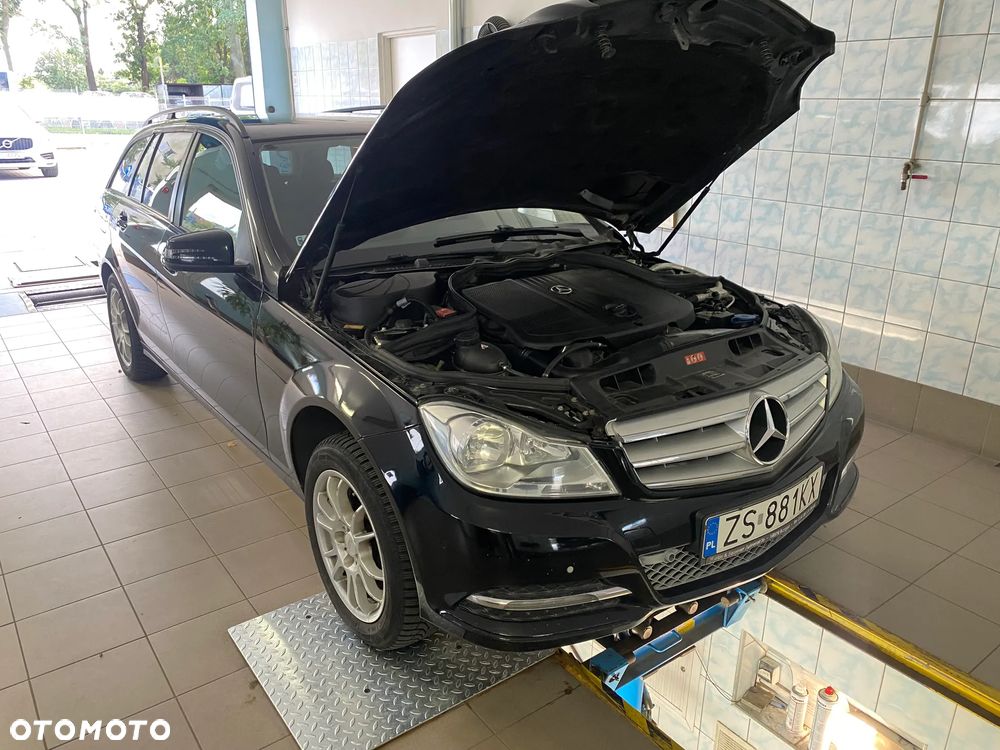 Mercedes-Benz Klasa C 220 CDI 7G-TRONIC Avantgarde Edition - 2