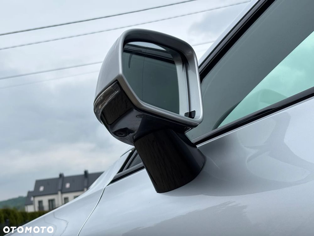 Volvo V60 Cross Country Pro B4 D AWD - 24