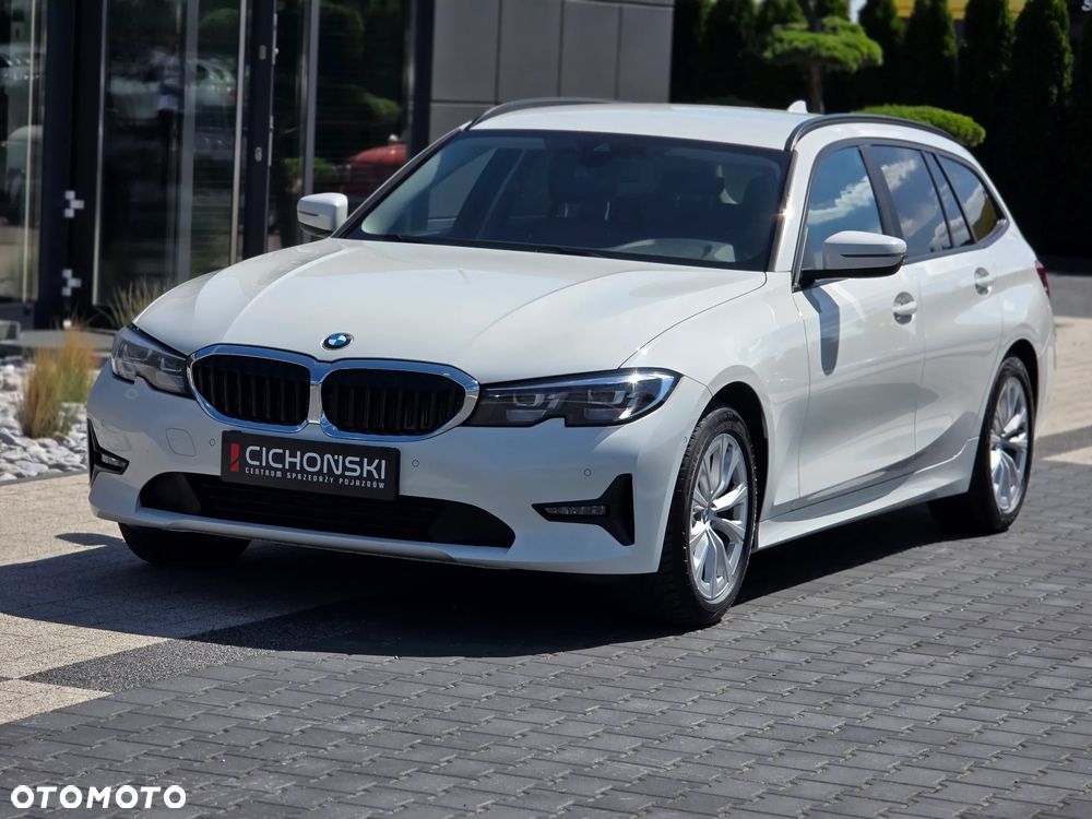 BMW Seria 3 318i Sport - 3