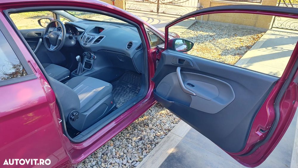 Ford Fiesta - 13