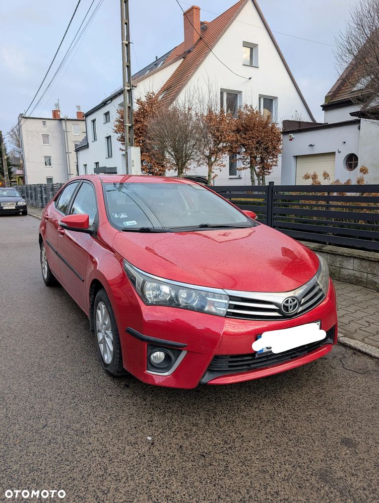 Toyota Corolla 1.6 Premium +