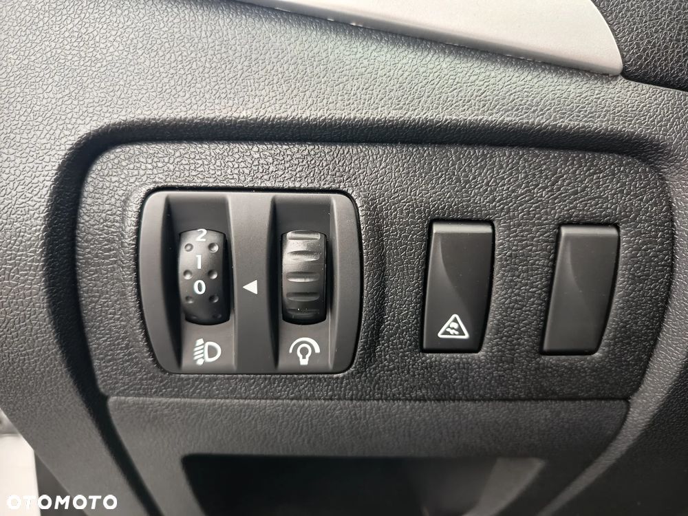 Renault Scenic 1.6 16V 110 TomTom Edition - 25