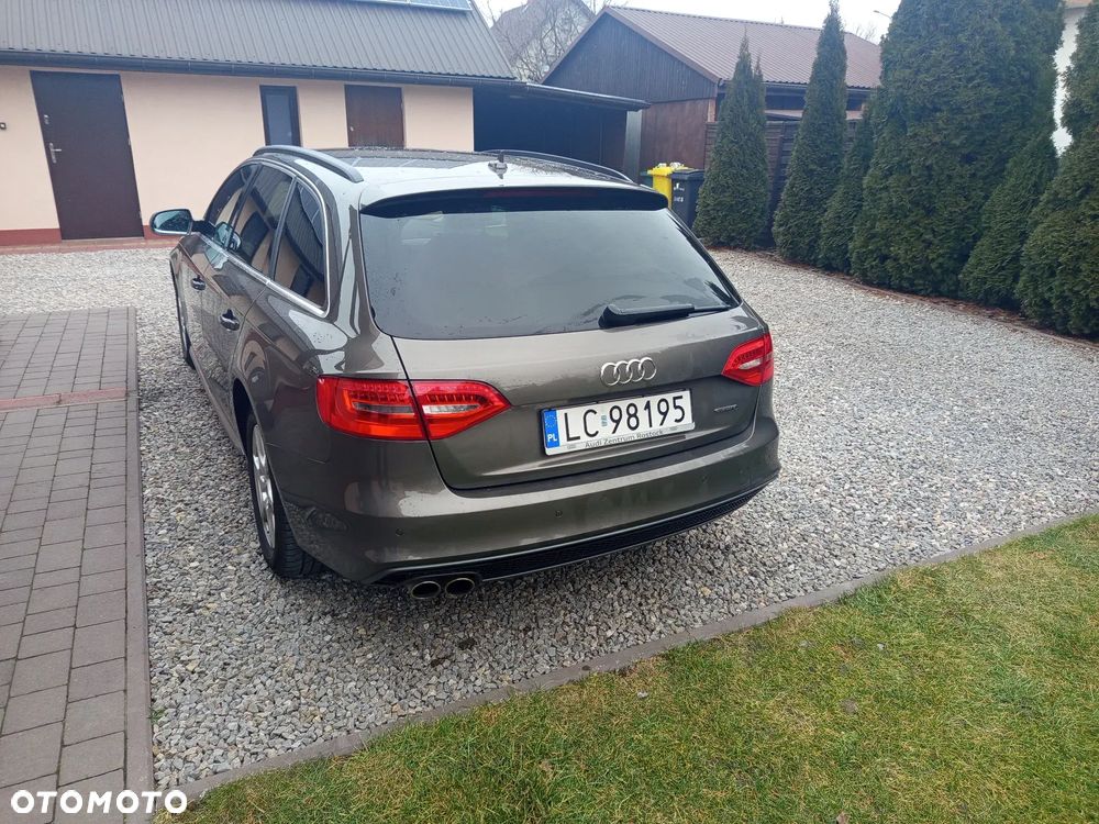 Audi A4 Avant 2.0 TDI Quattro S tronic - 4