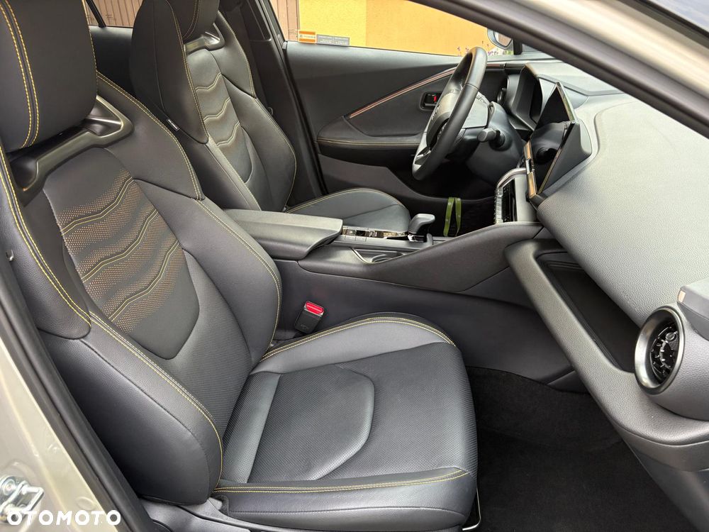 Toyota C-HR 2.0 Hybrid Dynamic Force Executive Premiere Edition - 9