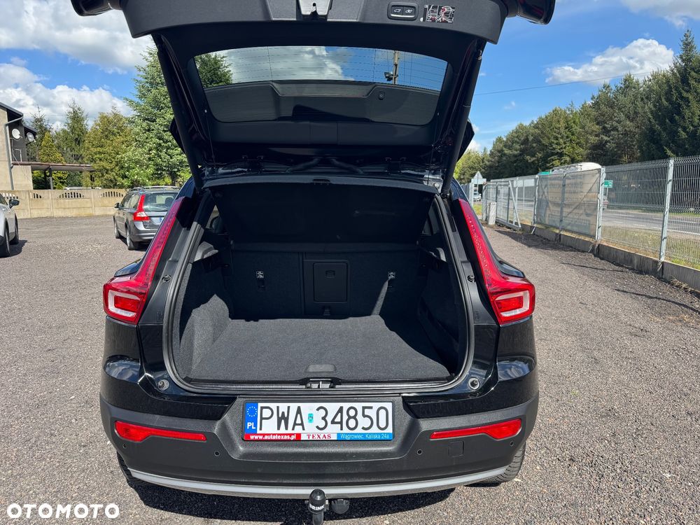 Volvo XC 40 - 24