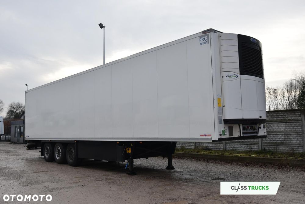 Schmitz Cargobull SKO FP 60 Carrier Vector 1550 - 4