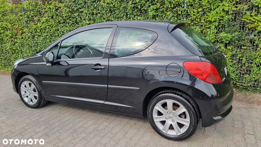 Peugeot 207 1.6 VTi Sporty - 25