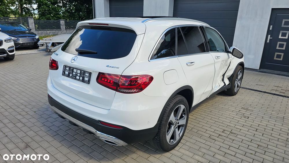 Mercedes-Benz GLC 300 4Matic 9G-TRONIC Exclusive - 6