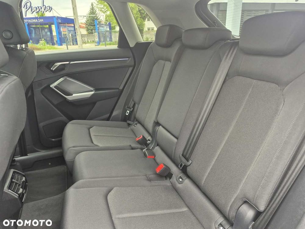 Audi Q3 - 25