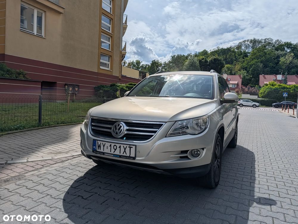 Volkswagen Tiguan - 9