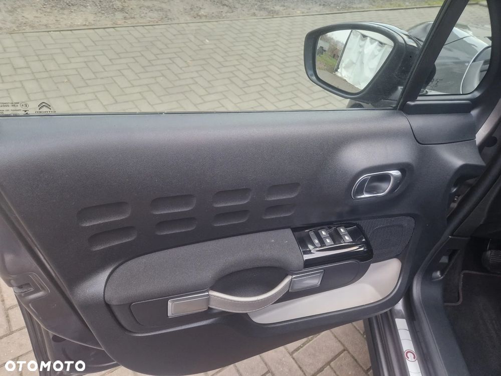 Citroën C3 1.2 PureTech Exclusive - 16