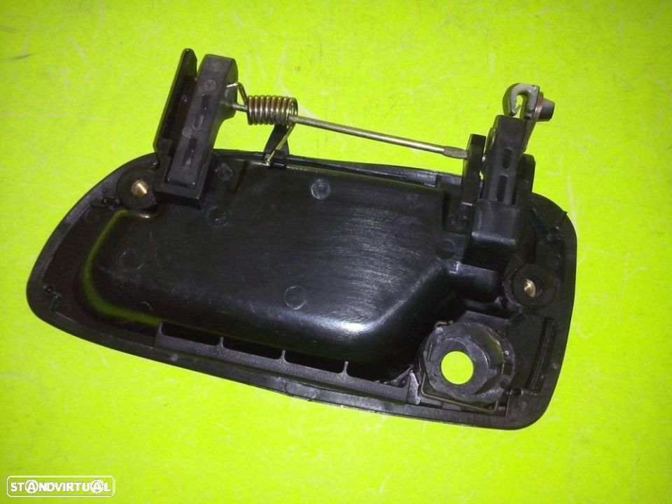 Puxadores de porta Toyota Dyna 2000-  ( Novos ) - 2