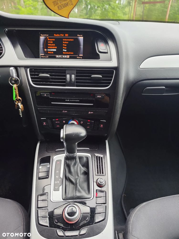 Audi A4 Avant 2.0 TDI Sport S tronic - 24