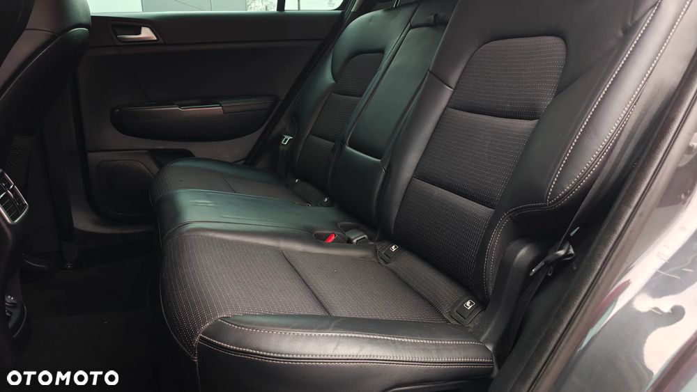 Kia Sportage 1.6 GDI 2WD Vision - 24