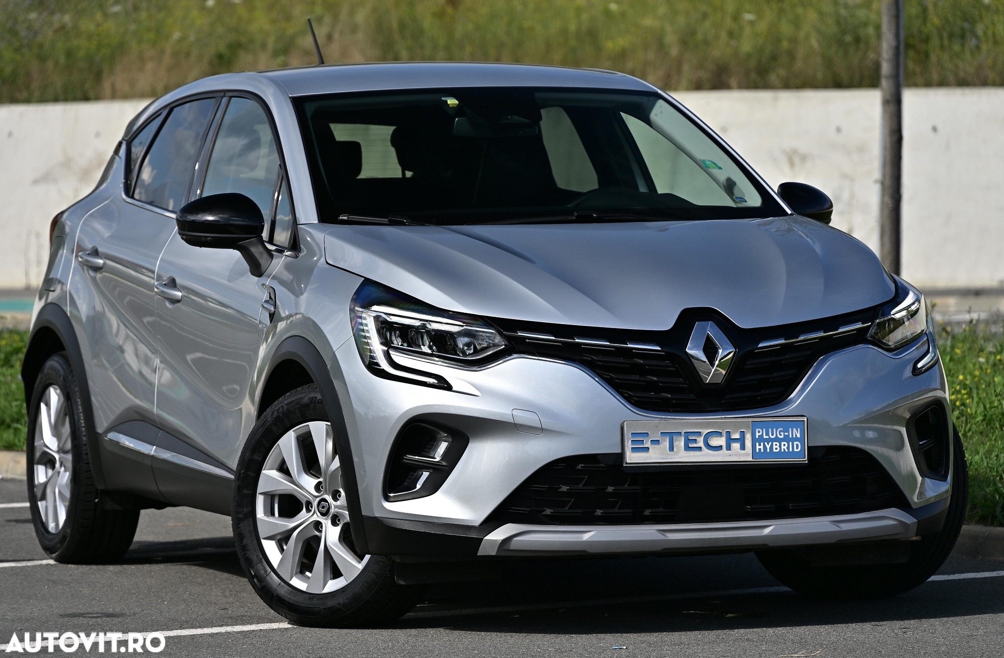 Renault Captur E-Tech PHEV 160 Techno - 3