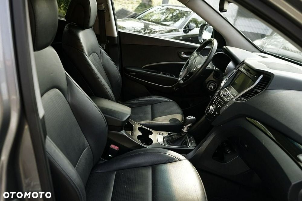 Hyundai Santa Fe - 16