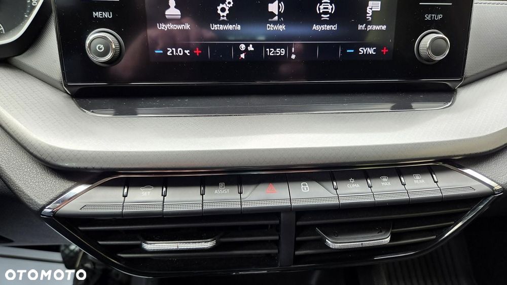 Skoda Octavia 1.5 TSI e-Tec Ambition DSG - 25