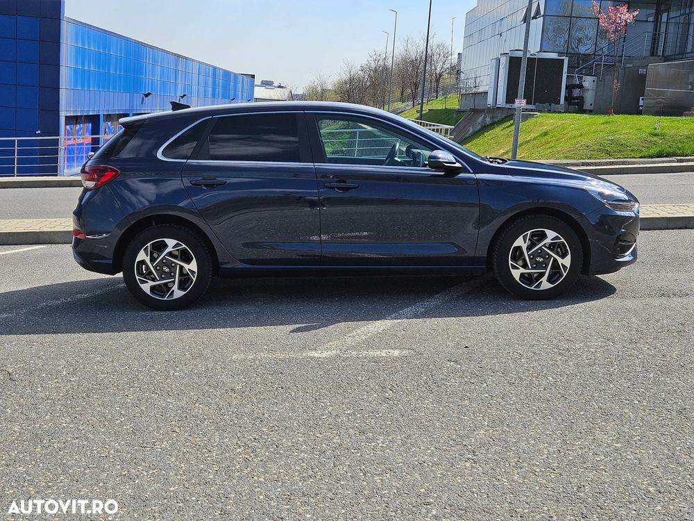 Hyundai i30 1.5 T-GDI 140CP M/T MHEV Highway - 2