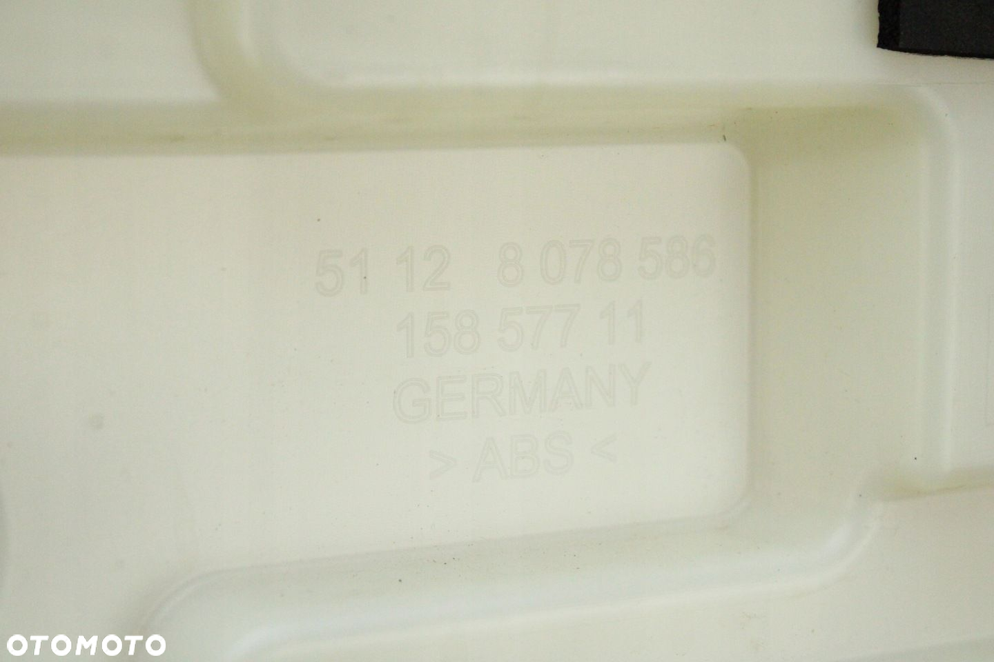 ORYGINALNY ŚLIZG MOCOWANIE ZDERZAKA PRAWY TYŁ M-PAKIET BMW G26 8078586 17km - 9