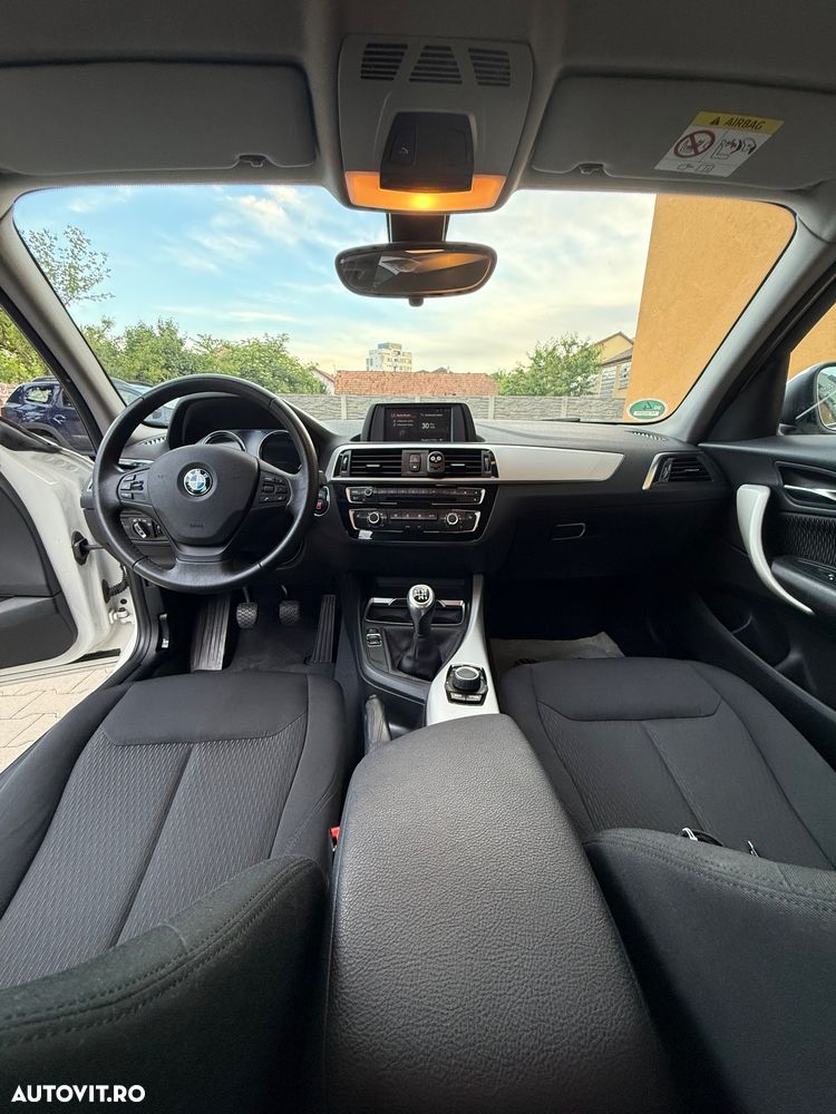 BMW Seria 1 118i Sport Line Shadow - 7