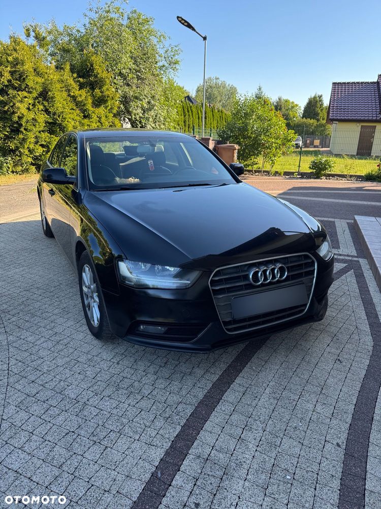 Audi A4 Limousine 2.0 TDI DPF Ambiente - 1
