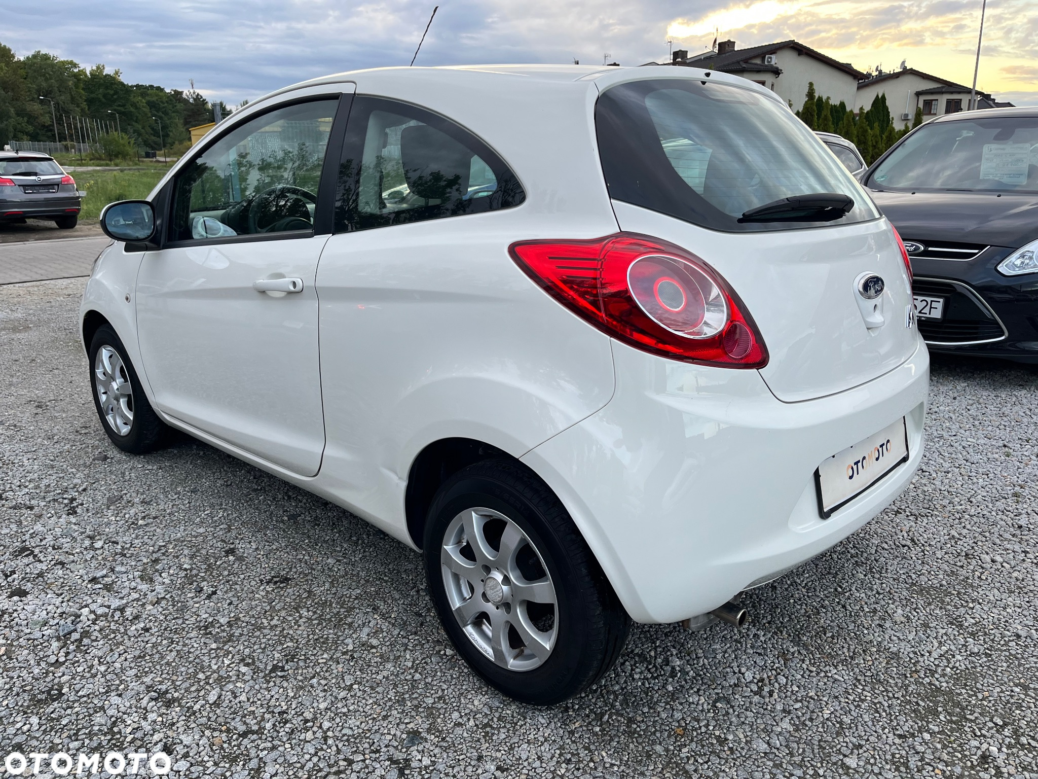 Ford KA 1.2 Ambiente - 4