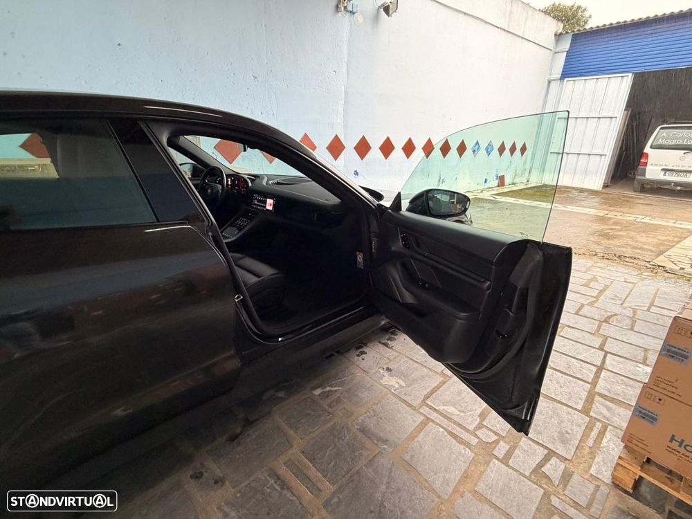 Porsche Taycan Standard - 24