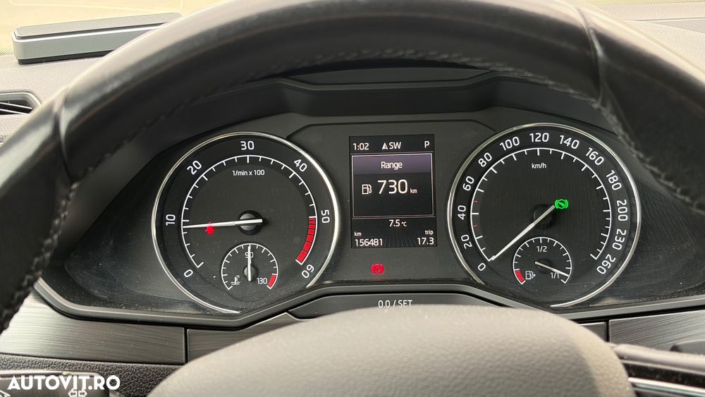 Skoda Superb 2.0 TDI DSG 4X4 Style - 6