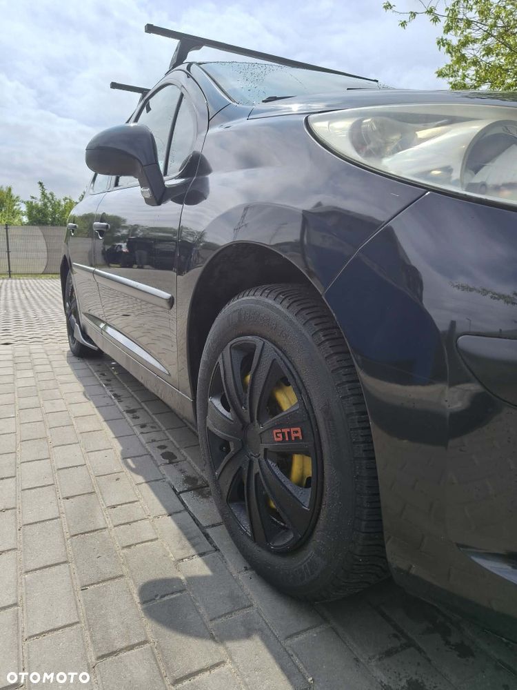 Peugeot 207 - 4