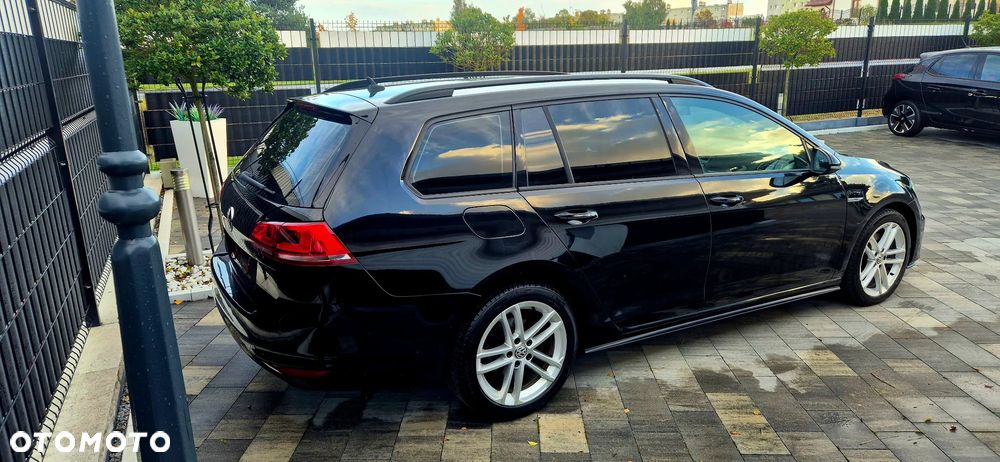 Volkswagen Golf - 10