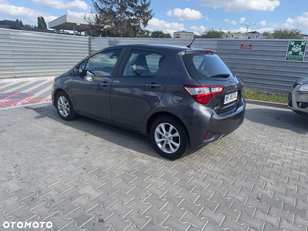 Toyota Yaris - 5