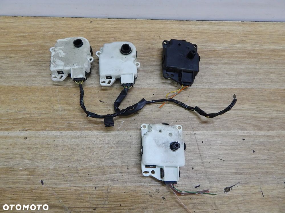 Silniczek zawór klap nagrzewnicy Nissan Navara D40 Pathfinder R51 05-14 Łuków części - 2