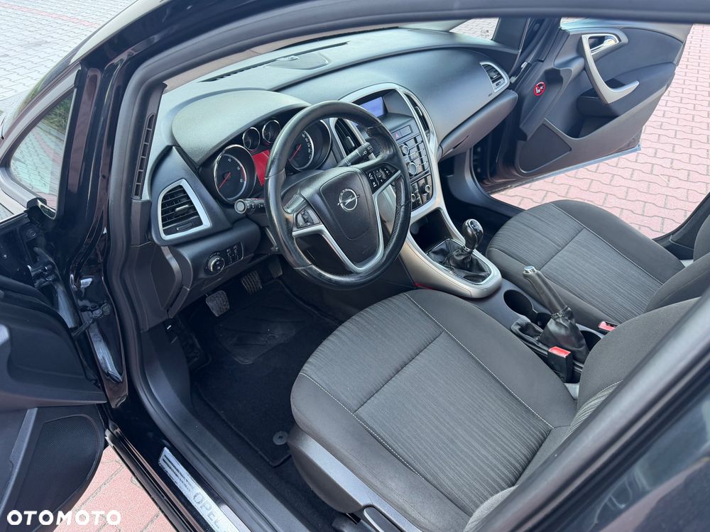Opel Astra - 16
