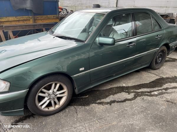Para Peças Mercedes-Benz C-Class (W202) - 2