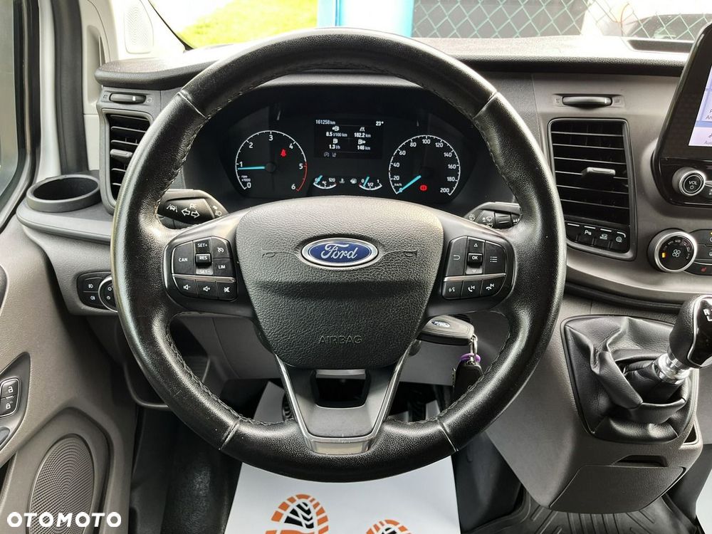 Ford Custom - 14