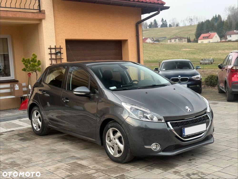 Peugeot 208 e-HDi FAP 92 Stop&Start Allure - 2
