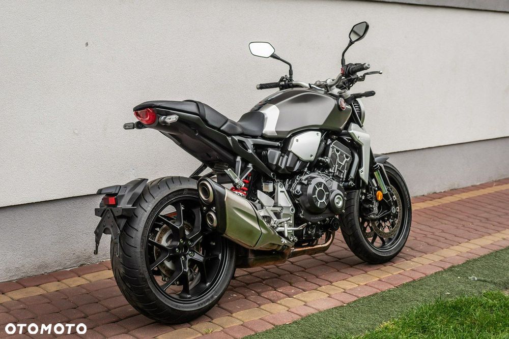 Honda CB - 3