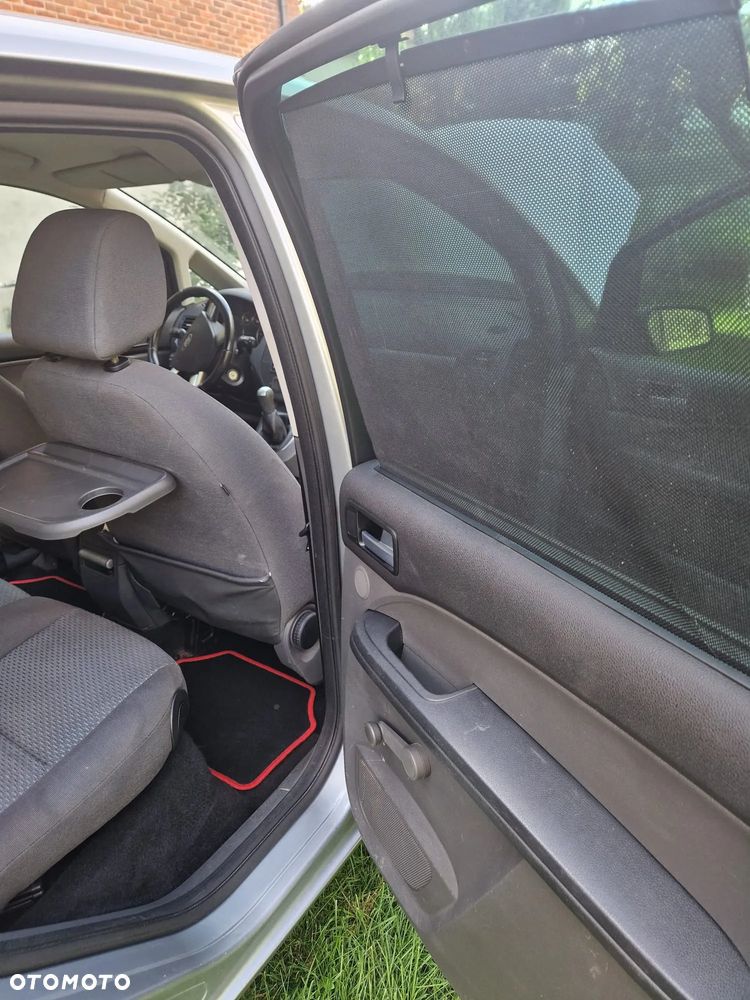 Ford Focus C-Max - 24