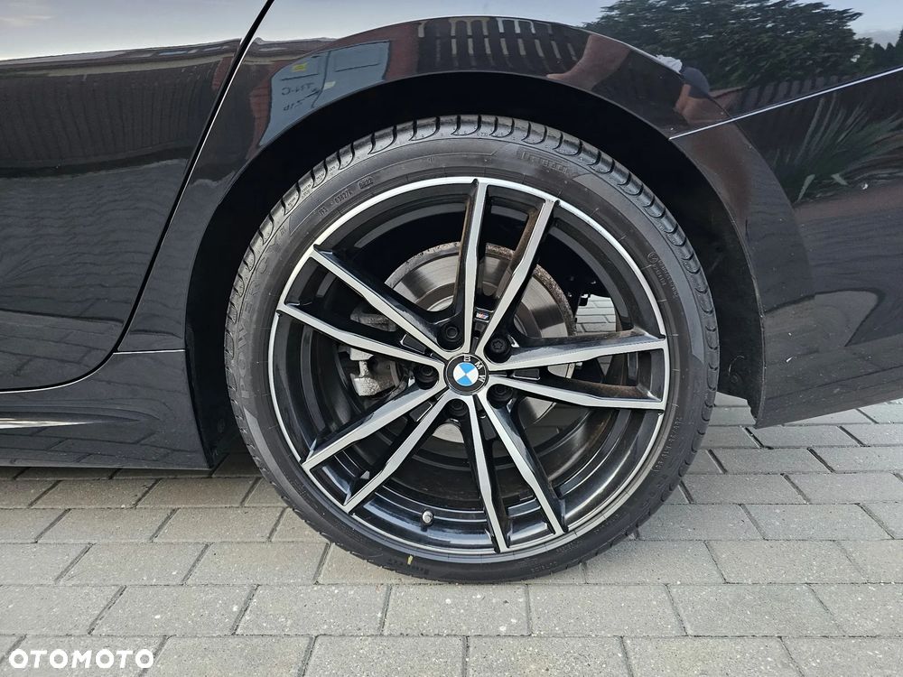 BMW Seria 3 - 35