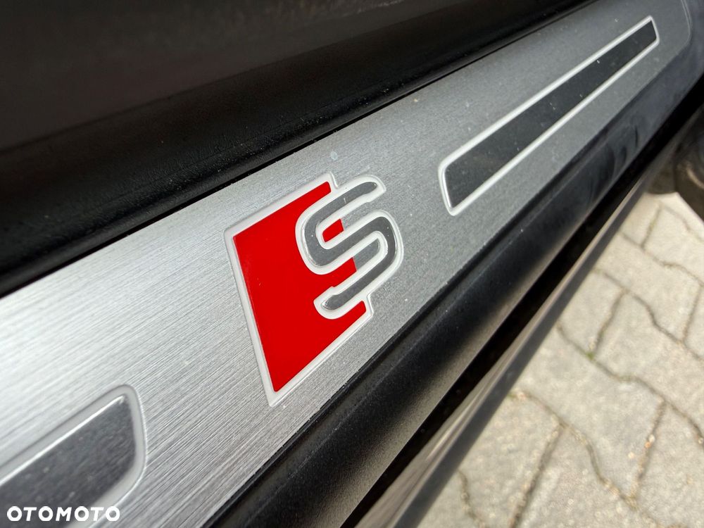 Audi Q8 - 17